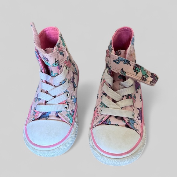 Girls Unicorn Converse, size 7 - Picture 2 of 6